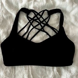 LULULEMON FREE TO BE BRA